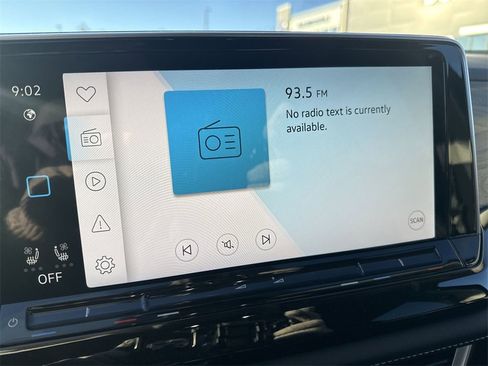 New 2026 Volkswagen Atlas SE image 13