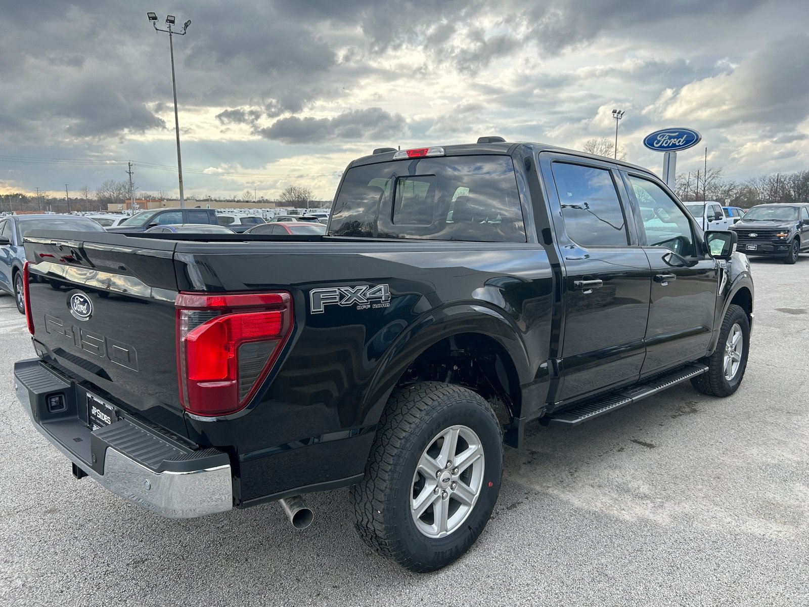 New 2026 Ford F150 XLT w/ Equipment Group 302A MID AWD/4WD image 4