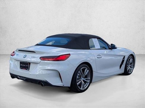 Used 2025 BMW Z4 sDrive30i w/ Premium Package image 7