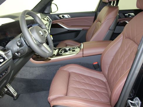 New 2026 BMW X7 xDrive40i w/ M Sport Package image 5