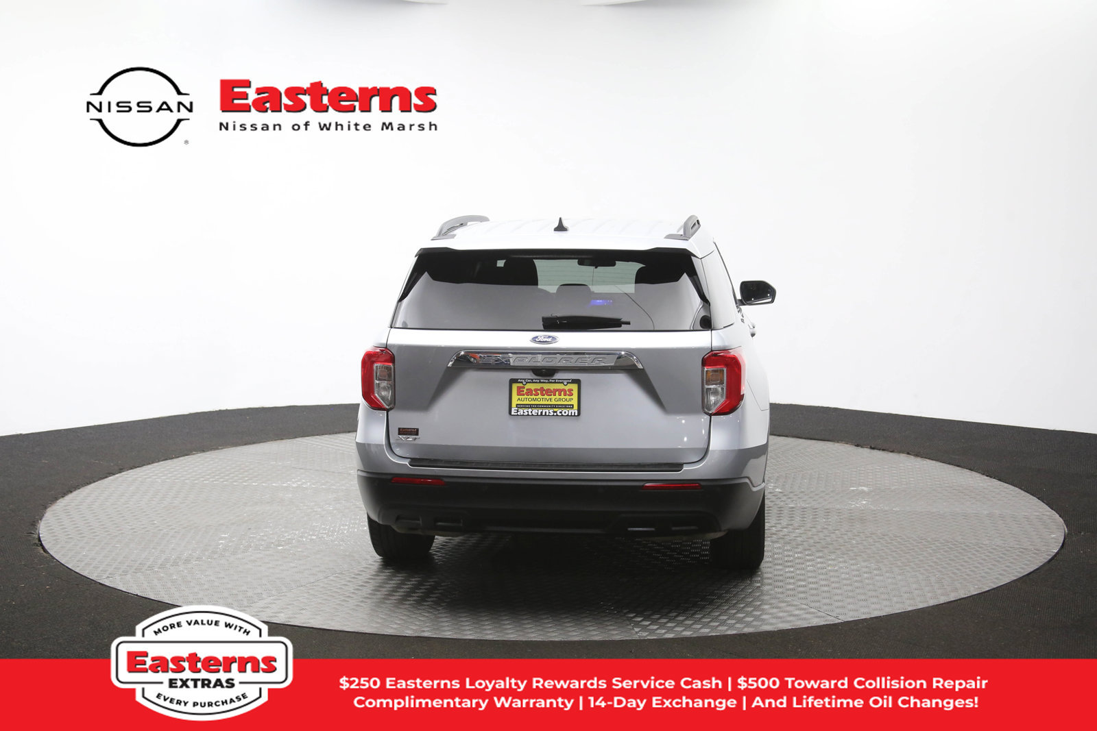 Used 2023 Ford Explorer XLT RWD image 31