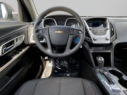 Used 2016 Chevrolet Equinox LS FWD image 8