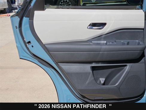 New 2026 Nissan Pathfinder SL image 18