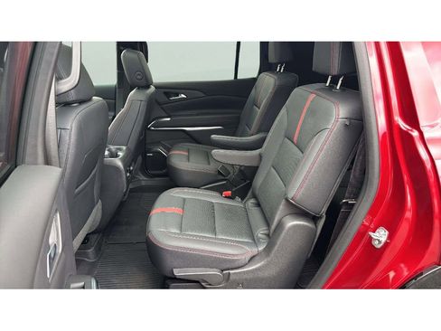 Used 2024 Chevrolet Traverse RS w/ LPO, Floor Liner Package image 12