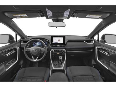 Used 2025 Toyota RAV4 SE image 8