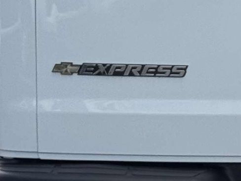 Used 2025 Chevrolet Express 2500 w/ Driver Convenience Package RWD image 30