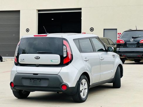 Used 2015 Kia Soul image 10