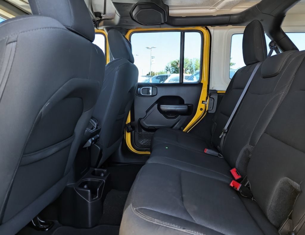 Used 2019 Jeep Wrangler Unlimited Sport S AWD/4WD image 29
