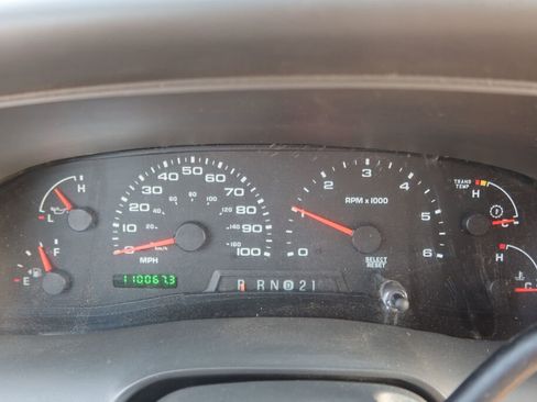 Used 2004 Ford Excursion XLT image 13