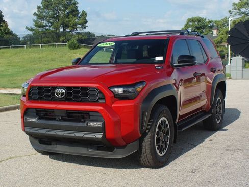 Used 2025 Toyota 4Runner TRD Off-Road Premium AWD/4WD image 24