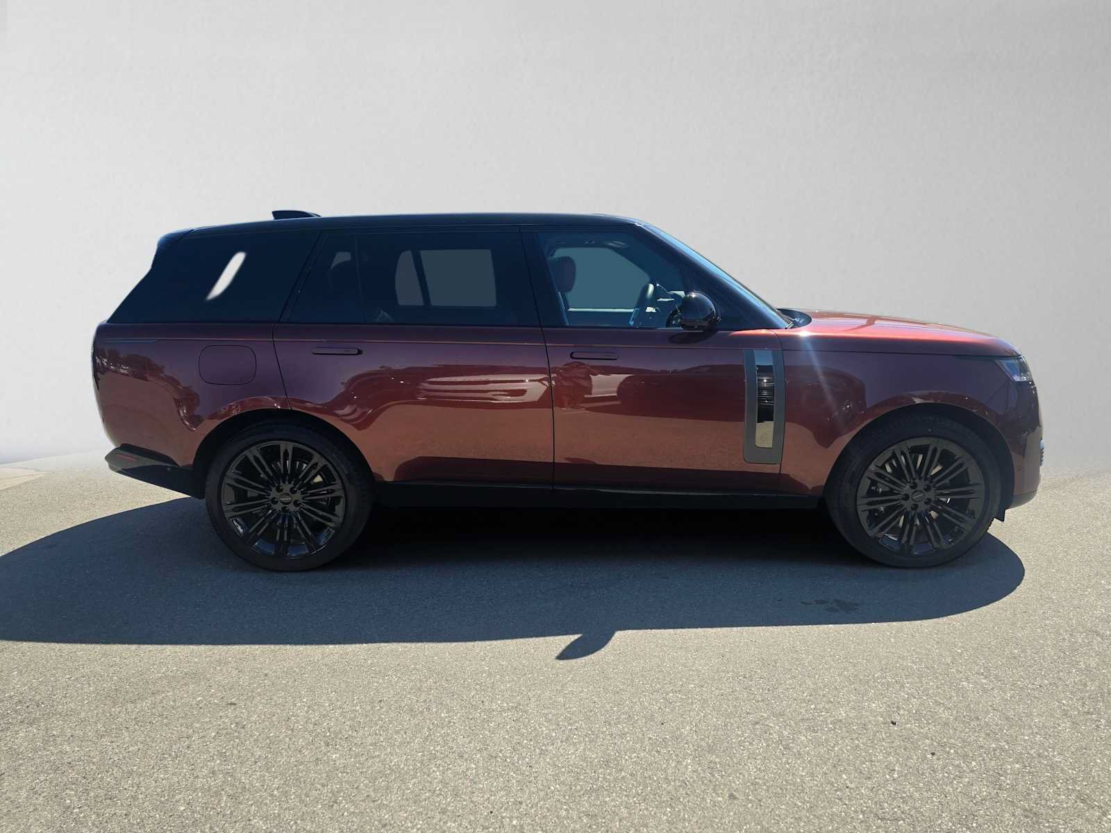 New 2026 Land Rover Range Rover SV AWD/4WD image 6
