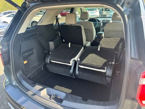 Used 2016 Ford Explorer Platinum AWD/4WD image 44