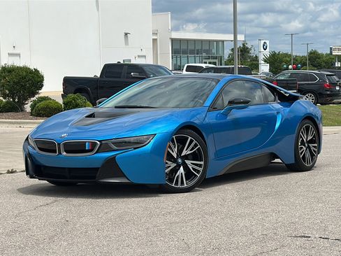 Used 2015 BMW i8 AWD/4WD image 1