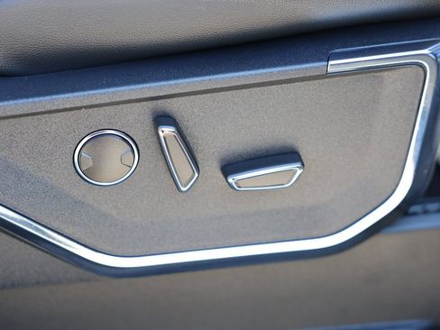 Certified 2022 Ford F150 Lariat w/ Equipment Group 502A High image 10