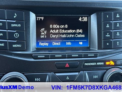 Used 2019 Ford Explorer XLT image 28