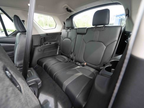Certified 2025 Honda Pilot EX-L image 24