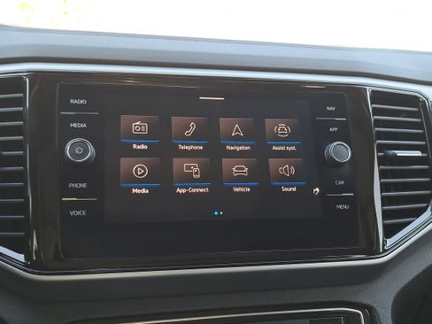 Certified 2023 Volkswagen Atlas SEL image 23