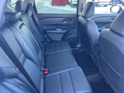 Certified 2023 Nissan Rogue SV w/ SV Premium B Package image 16