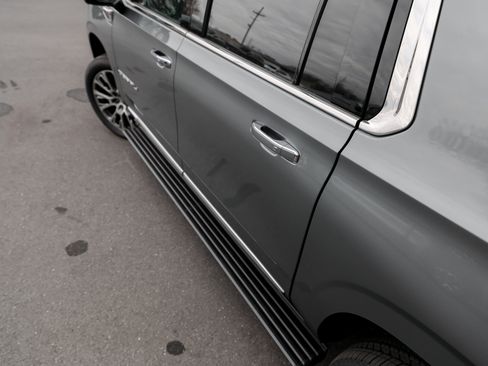 New 2026 GMC Yukon XL Denali image 7