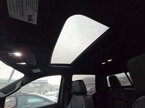 Certified 2023 GMC Sierra 1500 AT4 w/ Technology Package image 18