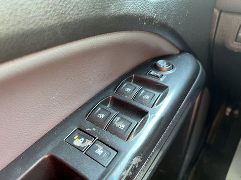 Used 2015 Chevrolet Colorado Z71 image 30