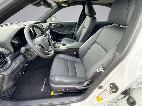 Used 2026 Lexus IS 350 F Sport RWD image 30