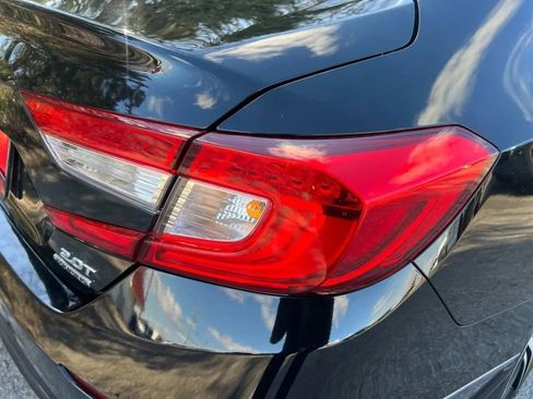 Used 2021 Honda Accord Touring image 33