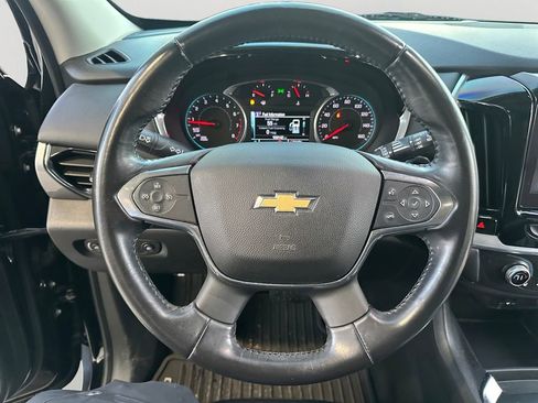 Used 2018 Chevrolet Traverse LT image 12