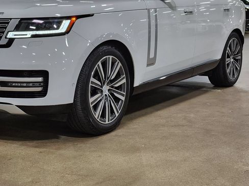Used 2023 Land Rover Range Rover Long Wheelbase Autobiography AWD/4WD image 17