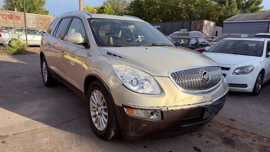 Used 2011 Buick Enclave CXL w/ Trailering Provision Package AWD/4WD image 1