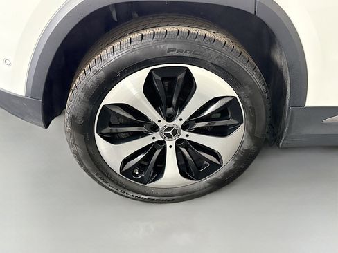 Used 2025 Mercedes-Benz GLA 250 image 33