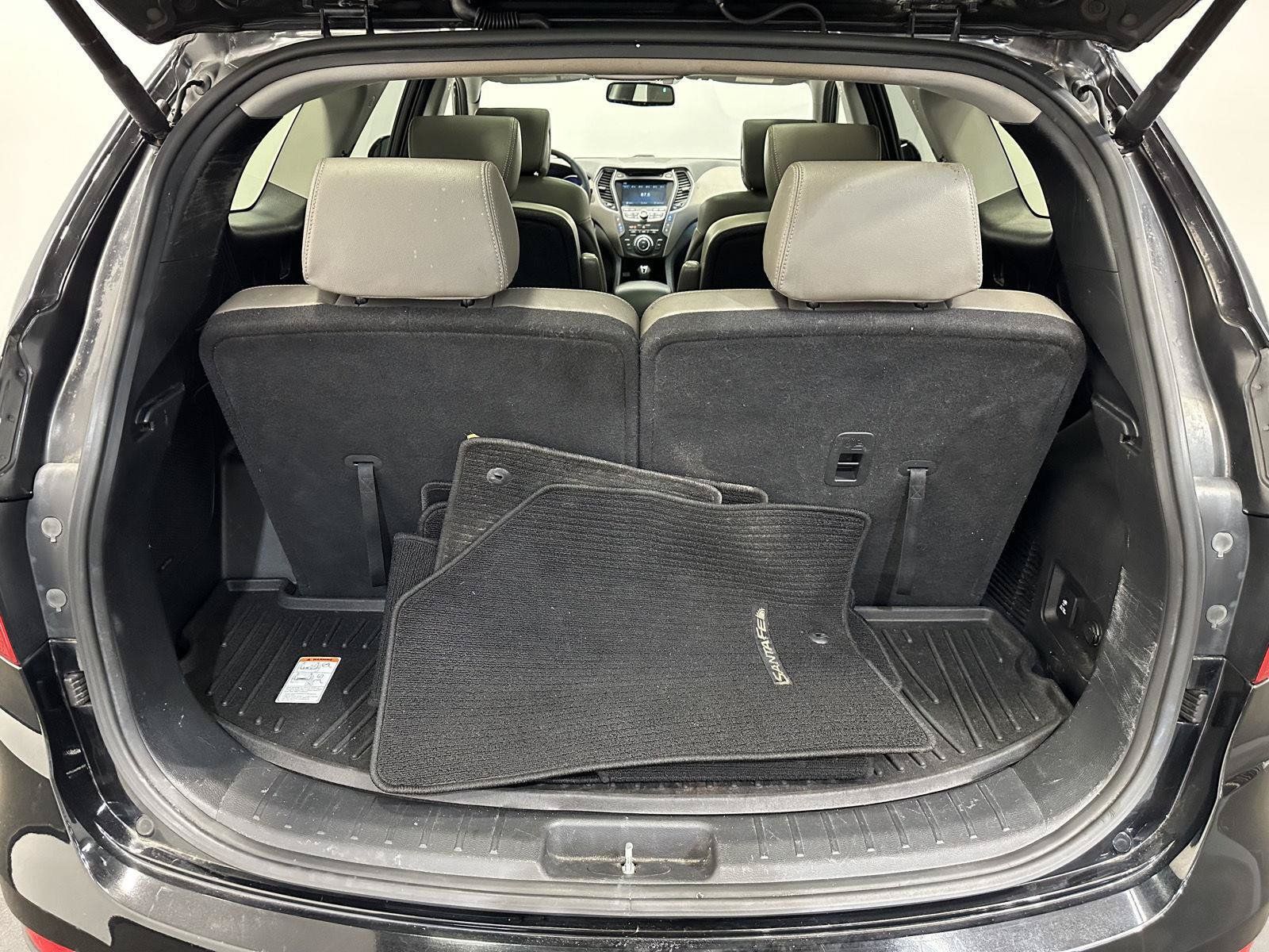 Used 2013 Hyundai Santa Fe Limited w/ Technology Pkg AWD/4WD image 29