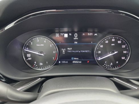 Used 2022 Buick Envision Essence w/ Technology Package II AWD/4WD image 14