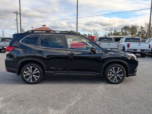 Used 2024 Subaru Forester Limited AWD/4WD image 3