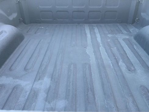 Used 2015 RAM 2500 Laramie AWD/4WD image 7
