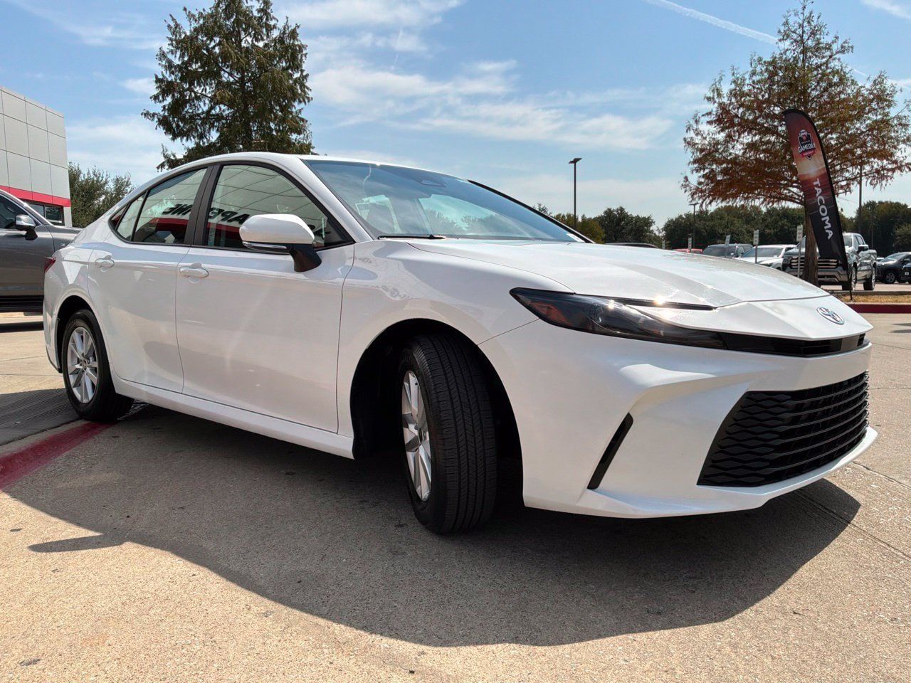 Used 2026 Toyota Camry LE FWD image 4