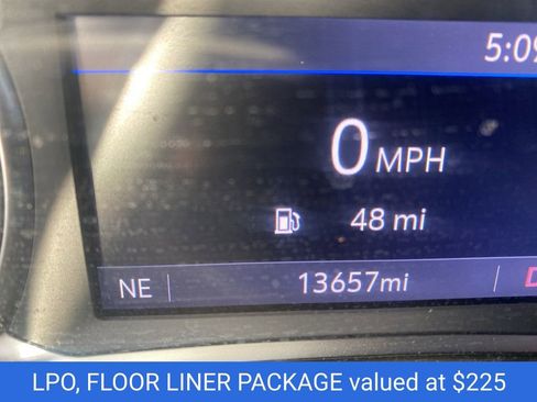 Used 2024 Chevrolet Blazer LT w/ Convenience Package image 8