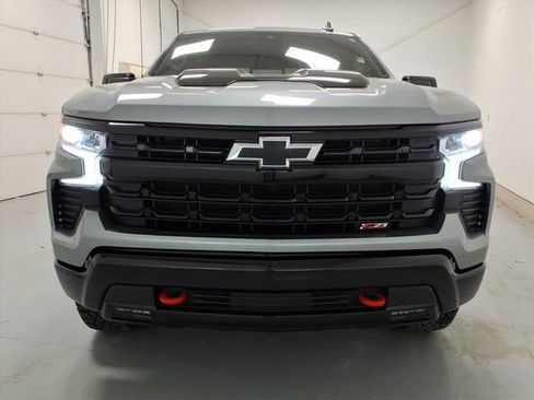 Used 2025 Chevrolet Silverado 1500 LT Trail Boss w/ Convenience Package II AWD/4WD image 8