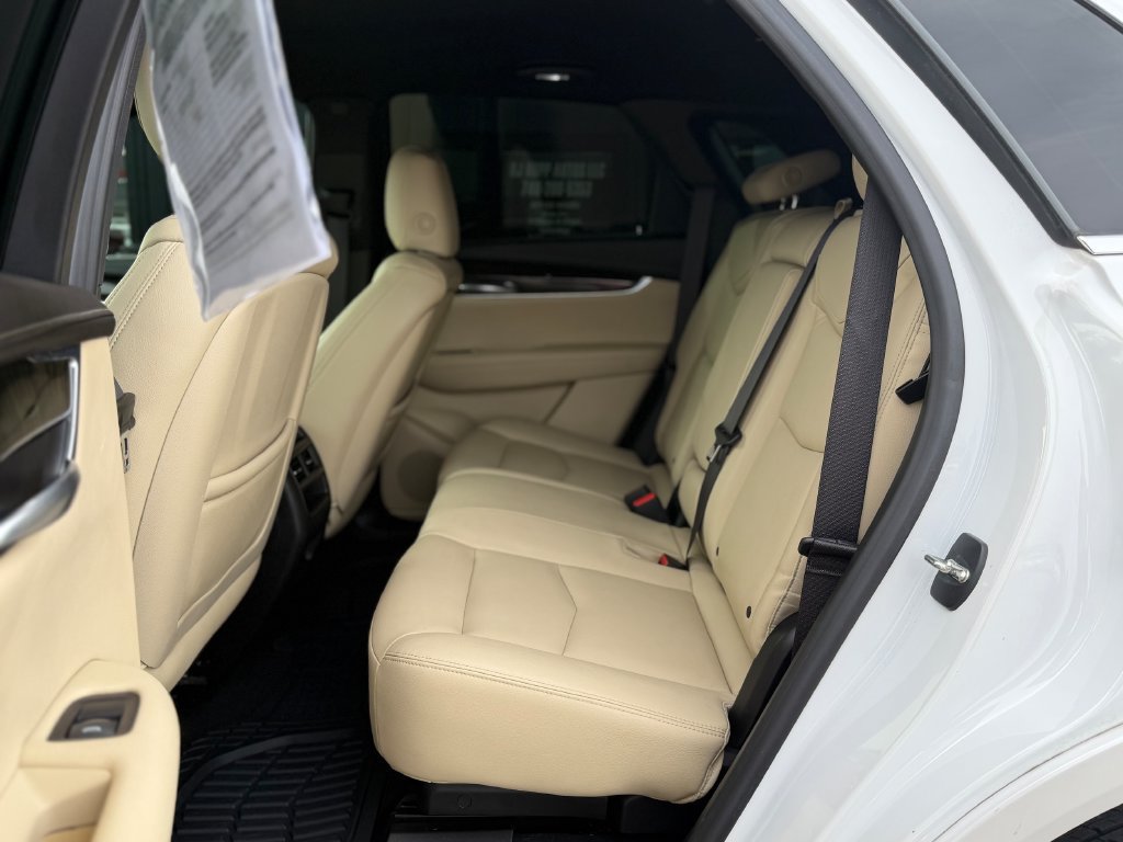 Used 2017 Cadillac XT5 FWD w/ LPO, Wheel Lock Package image 15