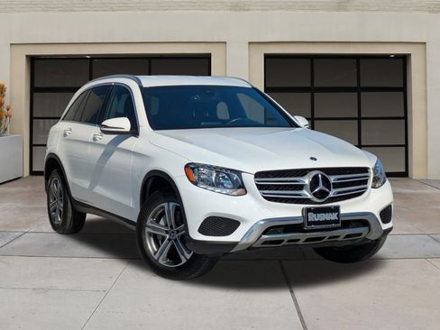 Used 2019 Mercedes-Benz GLC 300 image 32