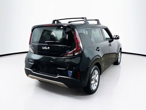 Used 2024 Kia Soul LX w/ Option Group 015 image 9