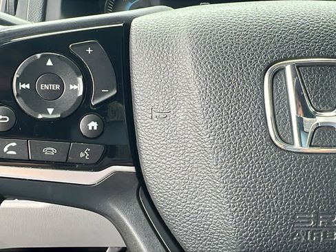 Used 2019 Honda Pilot Elite image 19