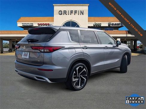 Used 2024 Mitsubishi Outlander SE image 4