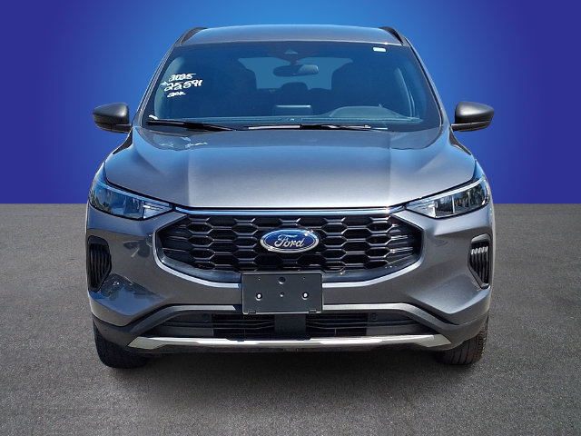 Used 2025 Ford Escape ST-Line AWD/4WD image 2