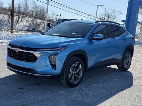 New 2026 Chevrolet Trax LT w/ Driver Confidence Package image 9