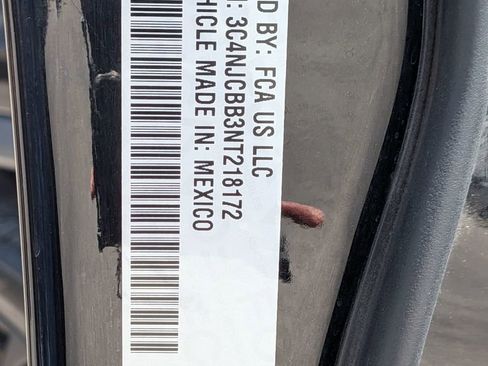 Used 2022 Jeep Compass Latitude FWD image 26