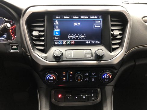 Used 2022 GMC Acadia AT4 w/ Technology Package image 13