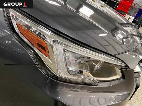 Used 2022 Subaru Legacy Limited image 28