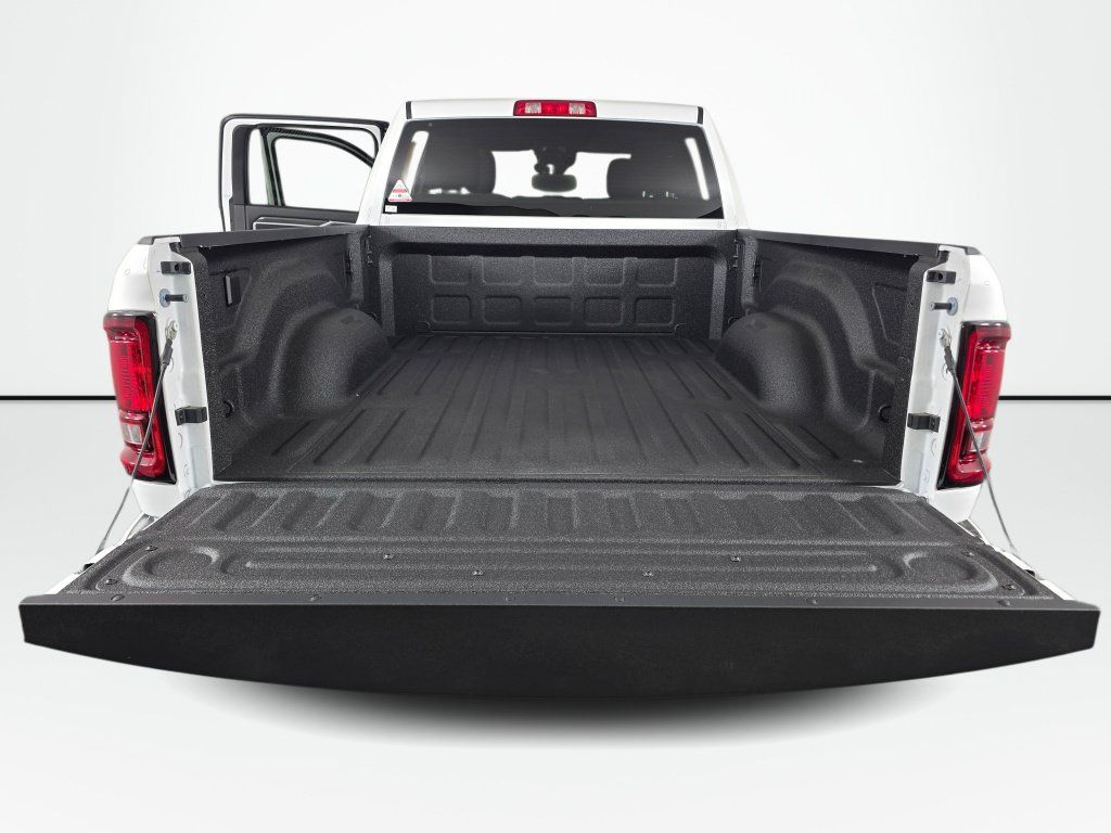 New 2026 RAM 2500 Big Horn AWD/4WD image 20
