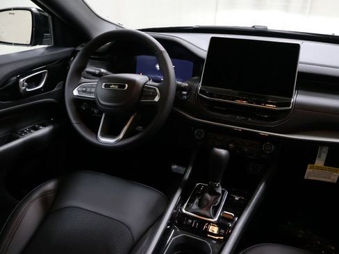New 2026 Jeep Compass Trailhawk AWD/4WD image 20